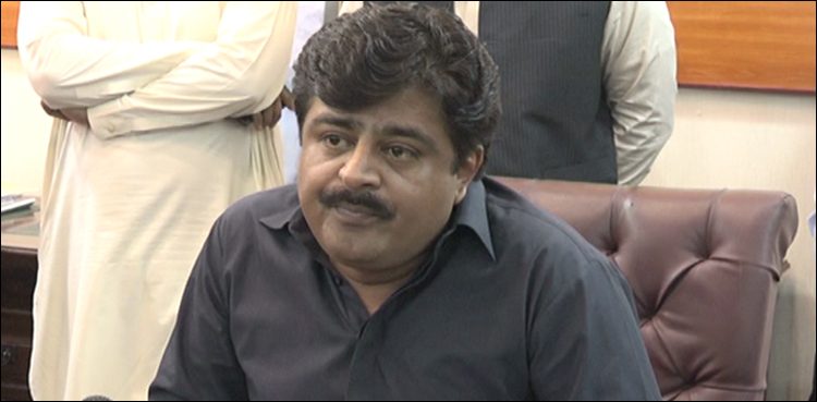 No school to be allowed to charge fee for summer break: Sindh minister