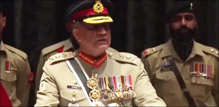 COAS Bajwa arrives in London on official trip
