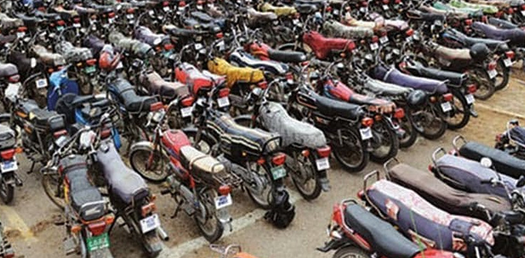 AVLC arrests notorious motorcycle lifter in Karachi