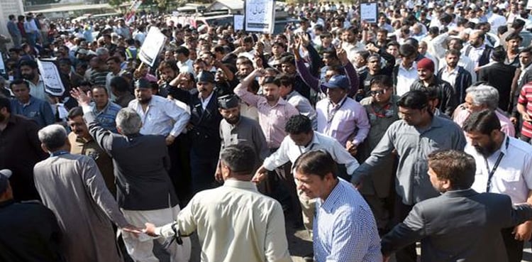 Sacked PIA employees hold protest for job restoration