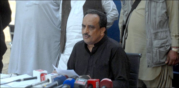 KP Policeman arrested in Karachi with smuggled arms in school bag