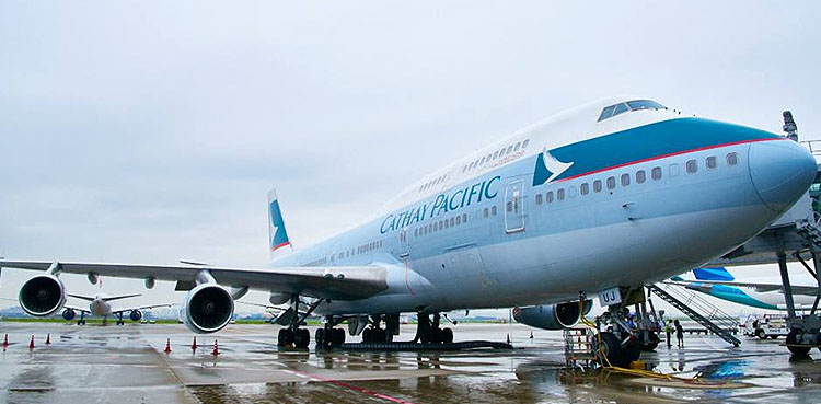 Cathay Pacific chooses Airbus over Boeing