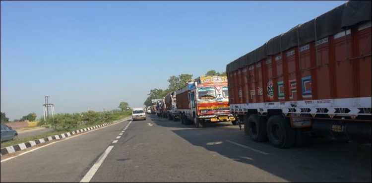 Pakistan condemns Indian decision of suspending cross-LoC trade