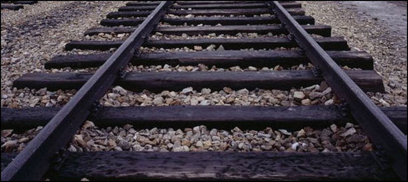 Sukkur track declared unsafe for trains, report highlights
