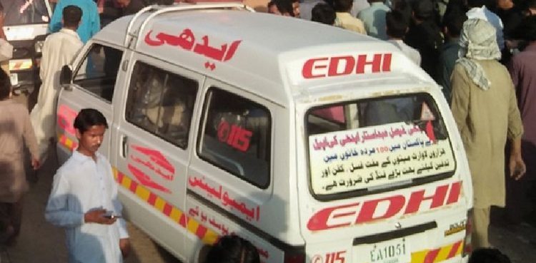Two dead, more than 10 injured in Dadu road mishap