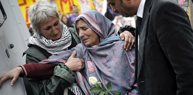 Greek men get 21 years for Pakistani worker's 'racist' murder