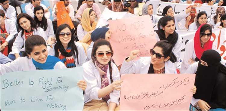 Young doctors’ strike enters sixth day in Punjab