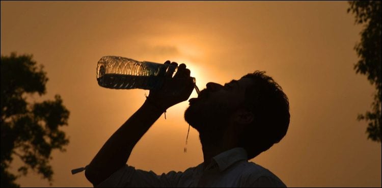 Karachi hot weather to continue for next three days