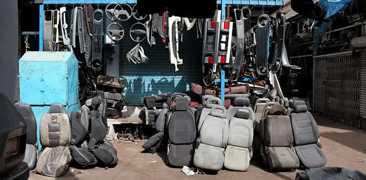 SHC orders air quality inspection of Shershah scrap market area