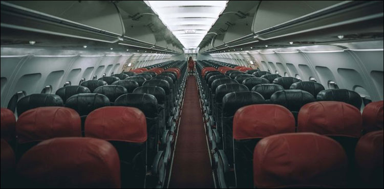 Woman falls asleep on plane, wakes up alone