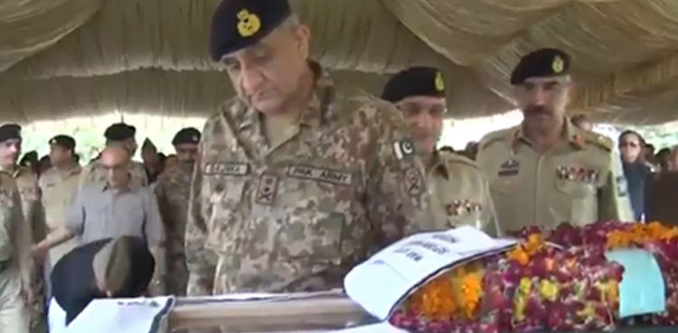 COAS Bajwa attends funeral prayers of martyred military personnel