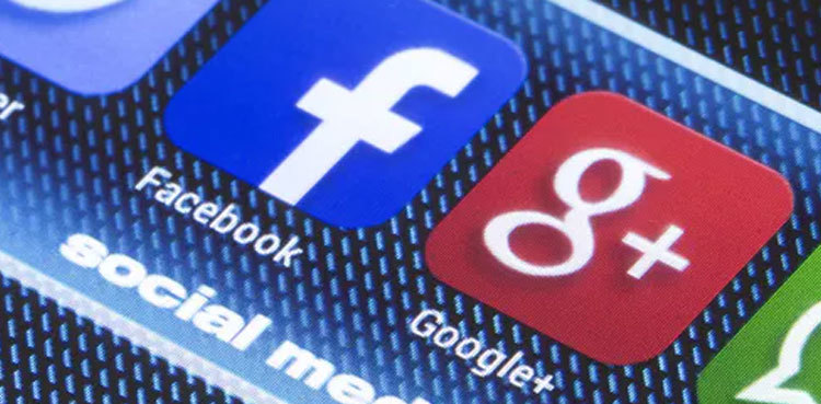 Google, Facebook set to squash initial iOS fears