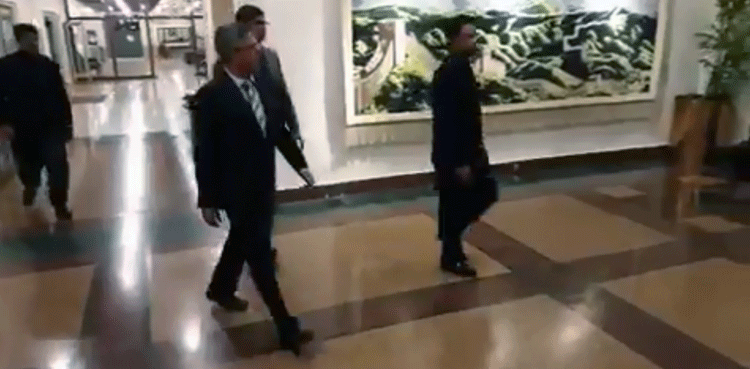 FO summons Indian Charge d’Affaires, strongest protest registered on LoC violations