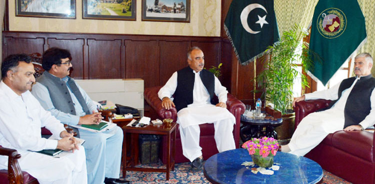KP Governor, CM Mahmood Khan discuss provincial matters
