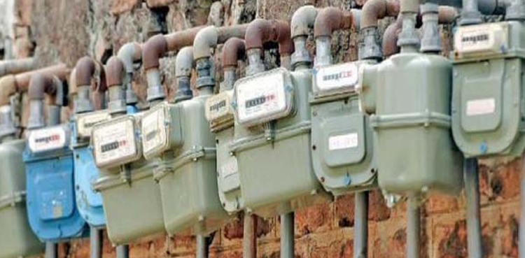 Strict actions being taken against gas thieves on PM's directives: SAPM