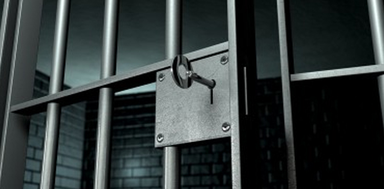 Bailiff recovers three women, girl from police lock-up in Karachi