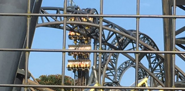 Roller coaster stalls up in the air for 20 minutes, video goes viral
