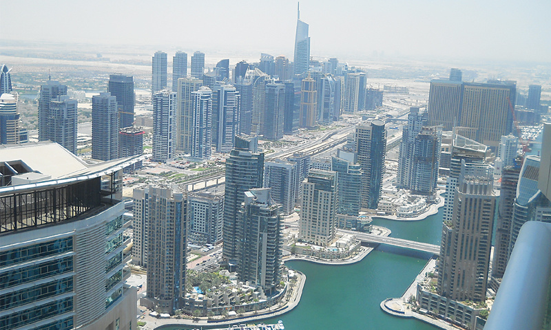 Dubai property prices fall