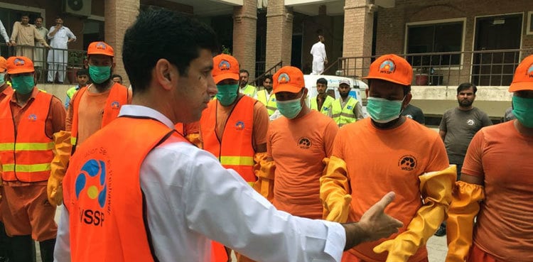 Govt launches special cleanliness drive in Peshawar: Shahram