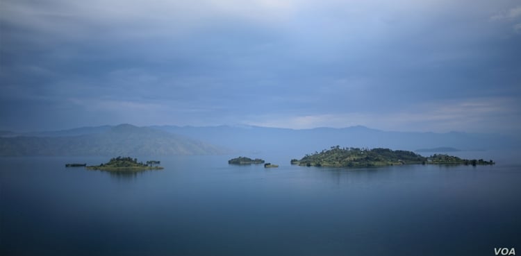More than a dozen feared drowned in DR Congo shipwreck