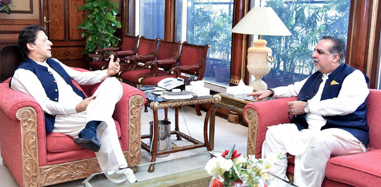 PM Khan, Governor Imran Ismail discuss ongoing development projects in Sindh