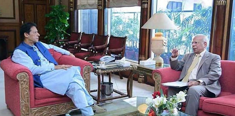 Dr Ishrat Hussain calls on PM Imran