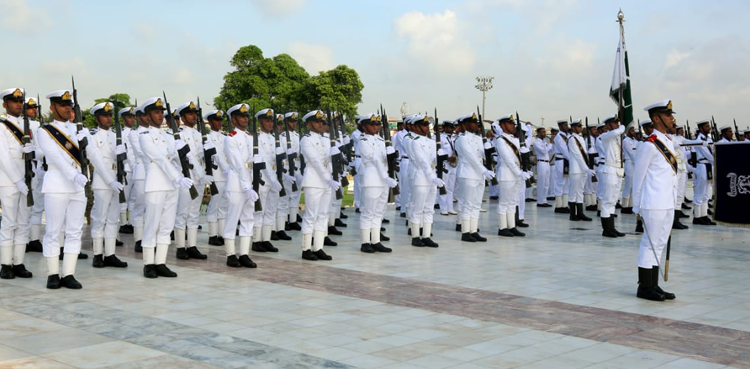 Pakistan Navy marks Independence Day with traditional fervour