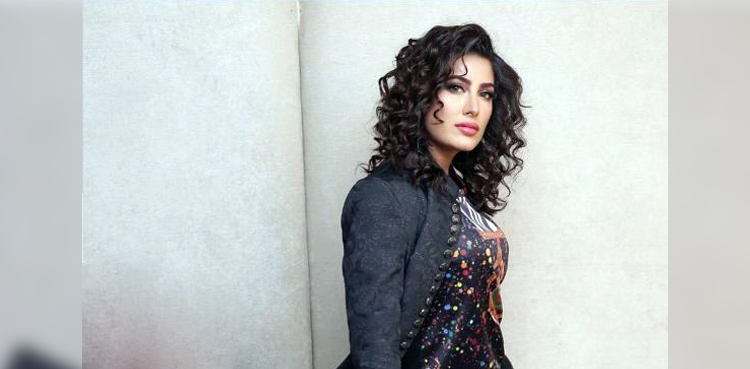 Mehwish Hayat among top five Muslim women breaking stereotypes