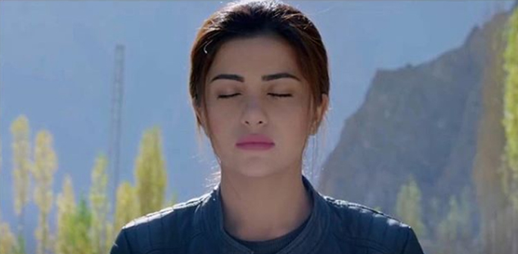 Sohai Ali Abro pens a heartfelt note for acid attack survivors