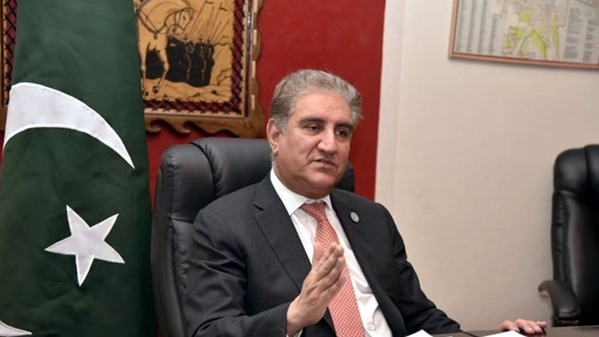 FM Qureshi visits PAF's Headquarters in Islamabad