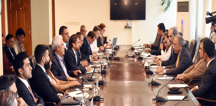 Govt's focus now on accelerating pace of economic growth, Hafeez Shaikh tells investors