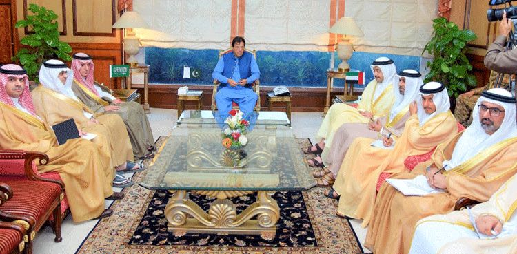PM meets Saudi, UAE foreign ministers, apprises them on IOK situation