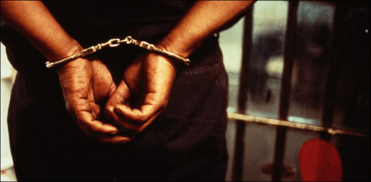 Khairpur Karo kari : Jirga slaps fine on man, orders family to leave village