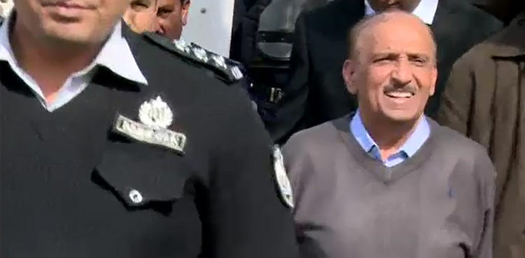 SC approves bail plea of former ETPB chairman Asif Hashmi