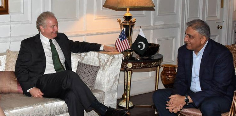 COAS Bajwa, US Senators discuss Kashmir issue