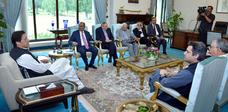 PM Imran reviews economic situation of country