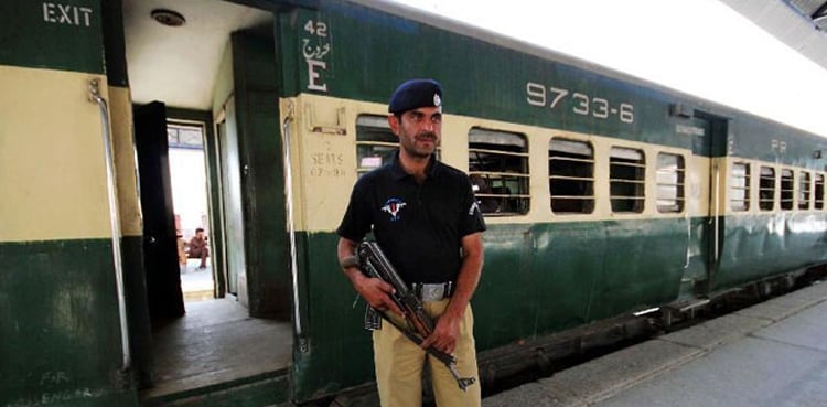Railway police salaries made par with Punjab’s: Sheikh Rasheed