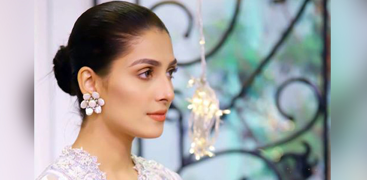 It’s important to show flawed characters as it creates awareness: Ayeza Khan