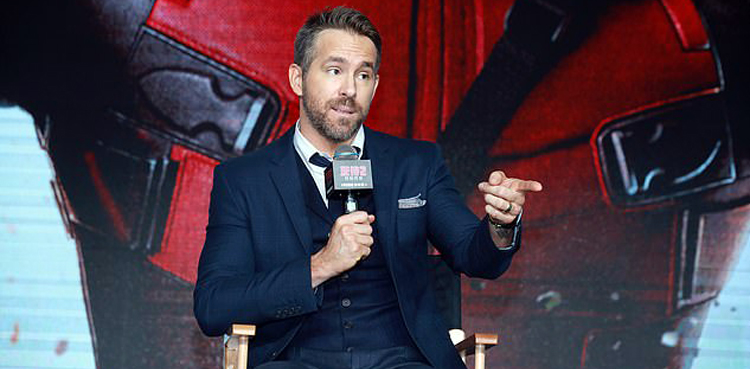 Soccer club approves buying bid by actor Ryan Reynolds