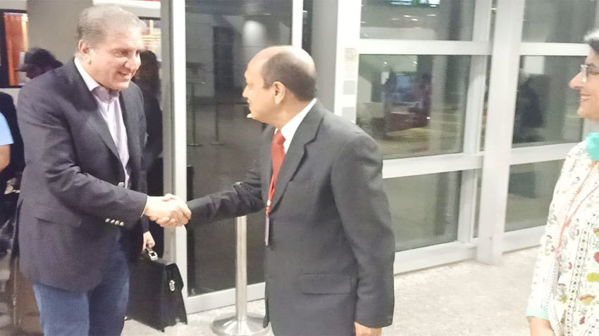 FM Qureshi reaches Malaysia to attend Kuala Lumpur summit