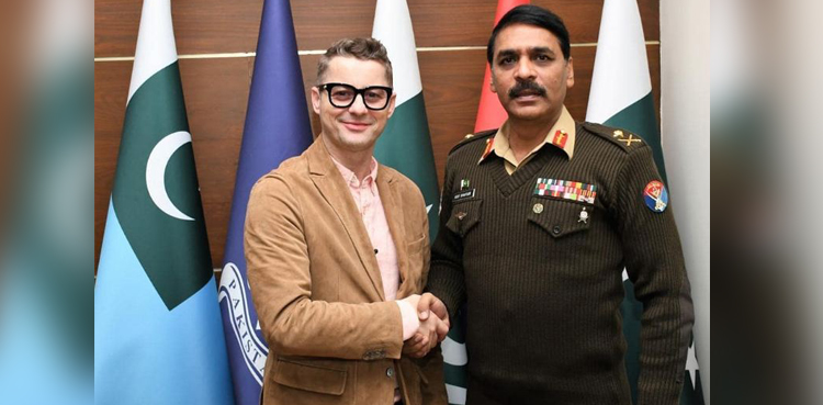 Akcent singer meets DG ISPR, enjoys 'fantastic tea'