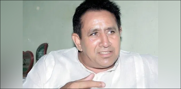 "Alhamdulillah, my son is alive," actor Shafqat Cheema refutes media reports