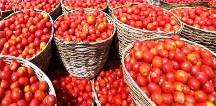 21 trucks laden with Iranian tomatoes reach Taftan