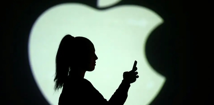 'Hacker' who blackmailed Apple spared jail