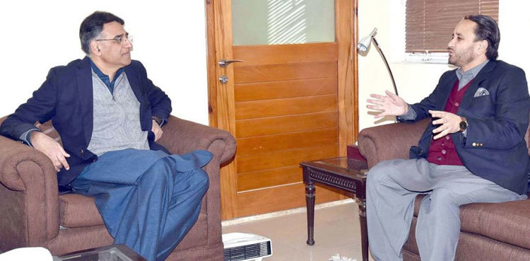 Asad Umar, Hafeezur Rehman discuss development projects in GB