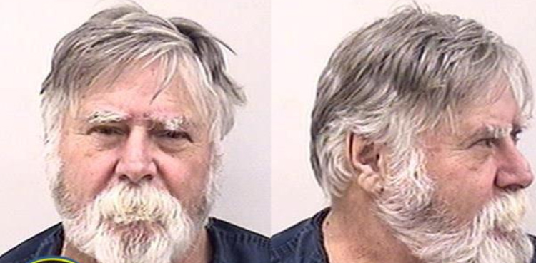 Bank robber throws cash in air, shouting 'Merry Christmas'