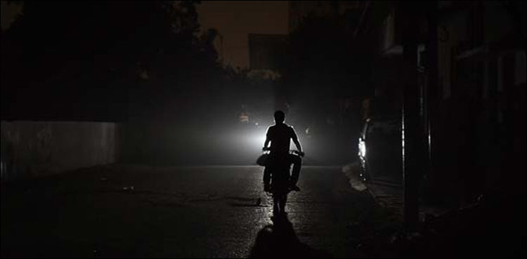 Hyderabad areas descend in darkness after rainfall