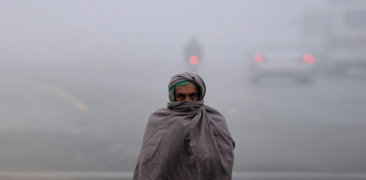 Karachi feels shivering cold as Mercury drops below 10° Celsius