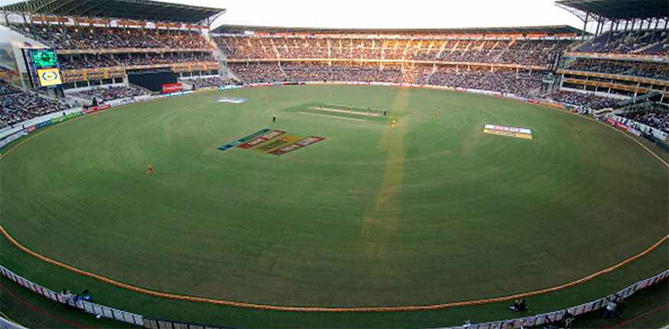 Cricket team goes all out for 44 runs