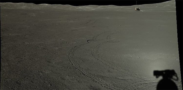 'Never-seen' images of Moon's far side released by China